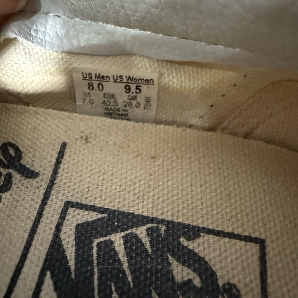 Vans X‎ Disney Minnie Mouse Shoes- 9.5 - Picture 5 of 7